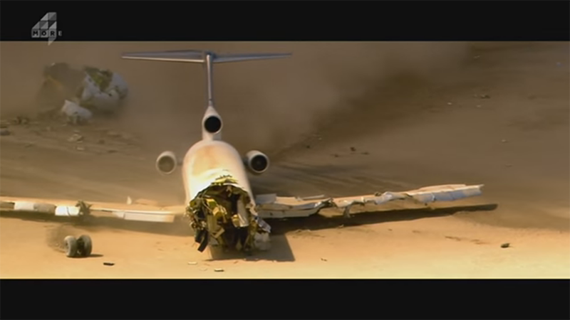 Illustration for article titled Watch What Actually Happens When A Plane Is Crashed On Purpose